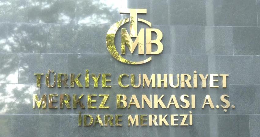 Merkez Bankası’ndan Tarihi Zarar… Yurttaşlar Tepkili: “‘Kur Korumalı Mevduat’ Diyerek Vatandaşa Zulüm Ediyorlar. Yoksuldan Alıp Zengine Verdiler” HABER: MEHMET OFLAZ – KAMERA: BERKİN GÜLSOY Türkiye Cumhuriyet Merkez