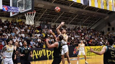 Türkiye Sigorta Türkiye Basketbol Ligi’nin 34. haftasında Çayırova Belediyesi’ni ağırlayan