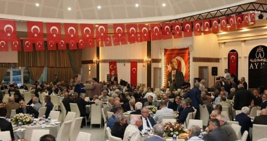 Kurucuları arasında çok sayıda akademisyen ve eski politikacının yer aldığı