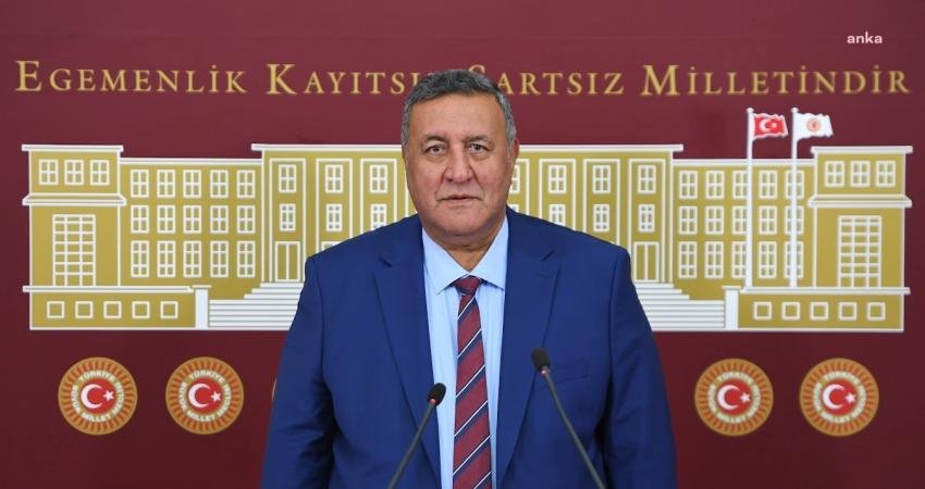 CHP Niğde Milletvekili &Ouml;mer Fethi G&uuml;rer, Ramazan Bayramı &ouml;ncesi, raflardaki