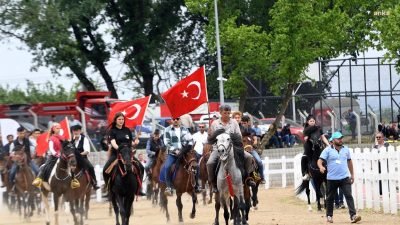 Osmangazi Belediyesi’nin bu yıl 19’uncusunu düzenlediği “Osman Gazi’yi Anma ve