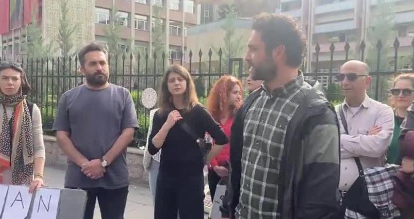 Özel Sektör Öğretmenleri Sendikası, taban maaş hakkı için toplanan imzaları