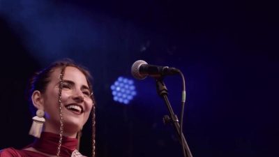 Danimarka’da yaşayan AySay Grubu üyesi Luna Erşahin, Van’a geldi. Danimarka’daki