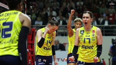 Fenerbahçe Opet, Sultanlar Ligi final serisinde Eczacıbaşı Dynavit’i 3-2 yenerek