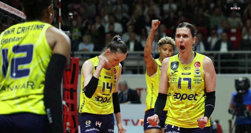Fenerbahçe Opet, Sultanlar Ligi final serisinde Eczacıbaşı Dynavit’i 3-2 yenerek