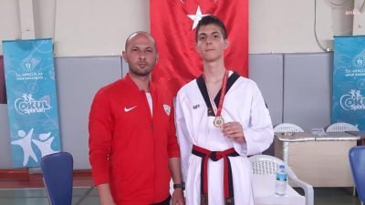 Foça Belediyespor Kulübü, ‘Taekwondo Yıldızlar İzmir İl Şampiyonası’nda bir altın