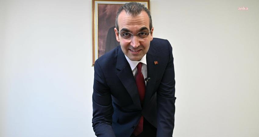 Tayfun Kahraman’dan Şahan’a Teşekkür: Kalemimizi Kırmak Kolay Sandılar… Kalemim ve Yüreğim Seninle Kardeşim HAKAN KAYA Gezi Davası nedeniyle cezaevinde bulunan şehir plancısı Tayfun