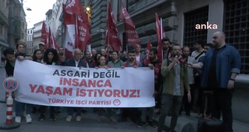 TİP’ten Merkez Bankası ve AKP’ye Asgari Ücret Tepkisi: Eğer Temmuz Ayında Asgari Ücrete Ara Zam Gelmezse, Tüm Gücümüzle İktidarın Yakasına Yapışacağız TİP İstanbul İl Örgütü, hükümete gönderdiği açık mektupta, asgari ücretin