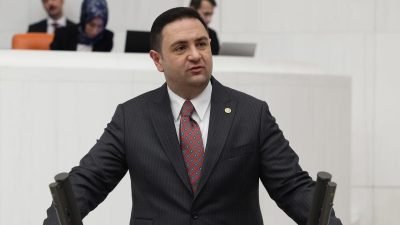 CHP Ankara Milletvekili Umut Akdoğan, 5 Nisan Avukatlar Günü dolayısıyla