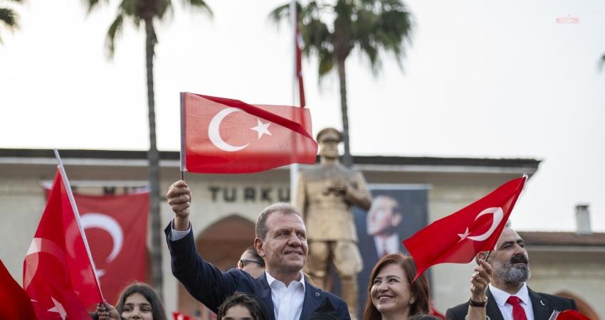 (MERSİN)- Mersin B&uuml;y&uuml;kşehir Belediye Başkanı Vahap Se&ccedil;er, Mersin B&uuml;y&uuml;kşehir Belediyesi