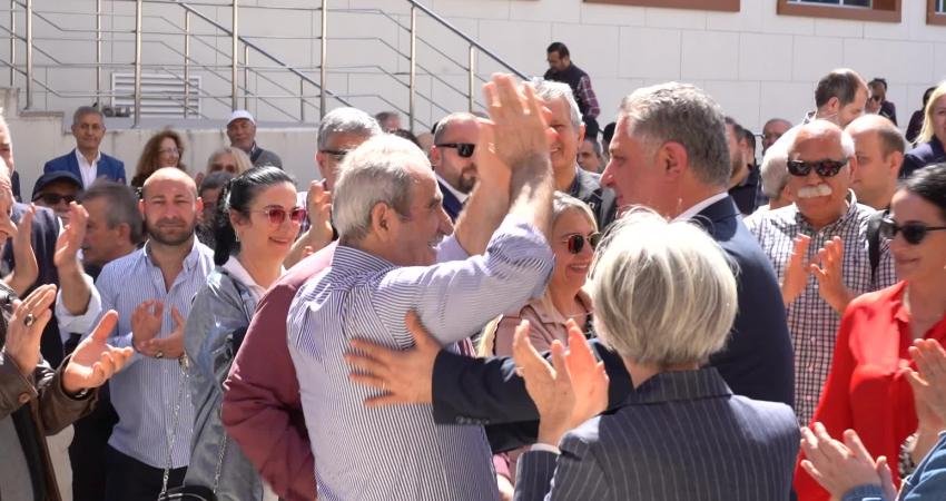 NEDİM G&Uuml;LER Yalova Belediye Başkanı se&ccedil;ilen CHP’li Mehmet G&uuml;rel, mazbatasını