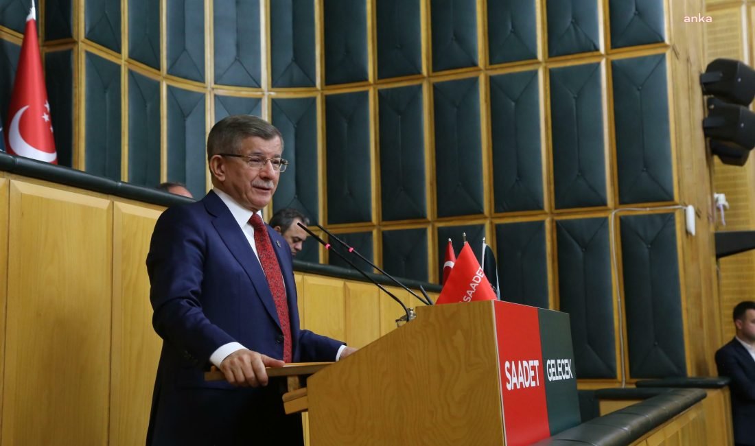 Gelecek Partisi Genel Başkanı Ahmet Davutoğlu, "Mazlumlarla yumuşayın katillerle değil.