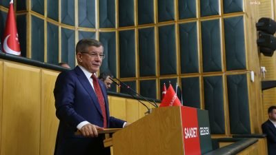 Gelecek Partisi Genel Başkanı Ahmet Davutoğlu, "Mazlumlarla yumuşayın katillerle değil.