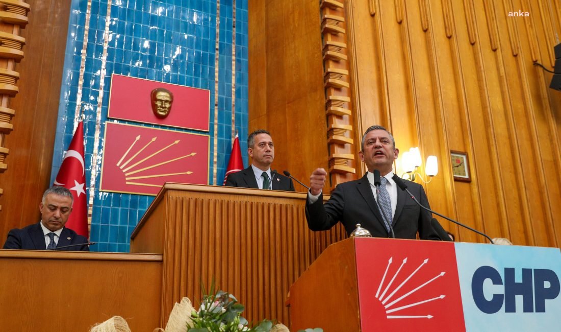 CHP Genel Başkanı Özgür Özel, Kamuda Tasarruf Genelgesi'ne ilişkin açıklamalarda