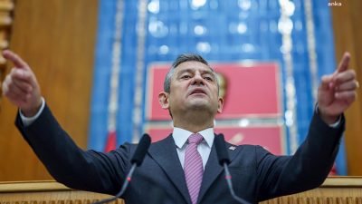 CHP Genel Başkanı Özgür Özel, vatandaşlardan vergi kaçıranları ihbar etmelerini