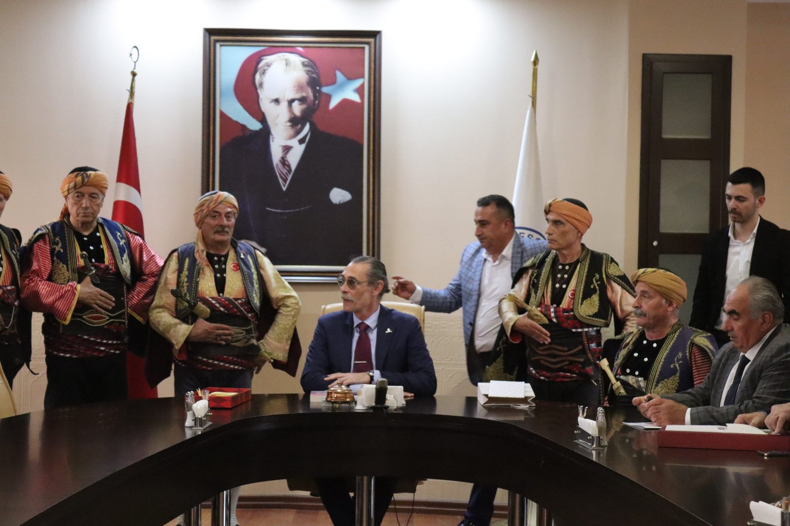 seymenler-den-besikciogluna-ziyaret