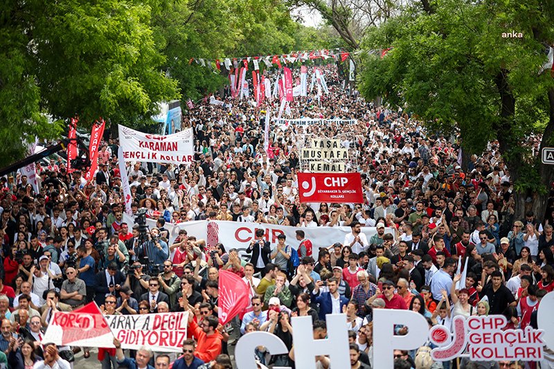 chp-genel-baskani-ozel-genclere-seslendi-gercek-iktidar-yuruyusunu-baslatiyoruz