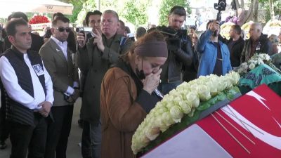 "Taçsız Kral", "Yılan Hikayesi" ve "Yedi Kocalı Hürmüz" adlı yapımların