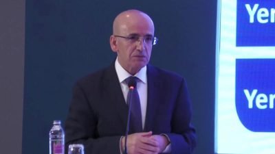  Hazine ve Maliye Bakanı Mehmet Şimşek, ekonomik krizlerde iktidarın sürekli