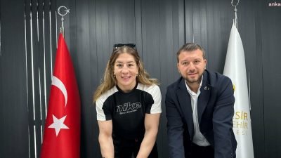 Balıkesir Büyükşehir Belediyespor Kulübü, milli güreşçi Yasemin Adar Yiğit ile