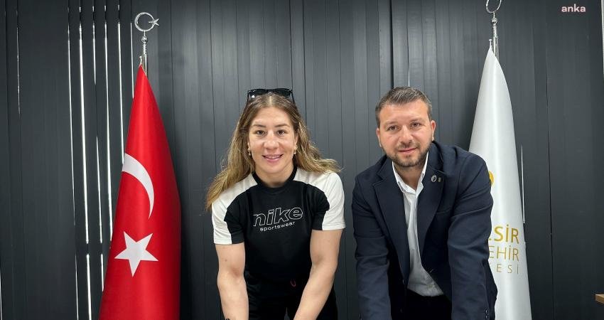 Balıkesir Büyükşehir Belediyespor Kulübü, milli güreşçi Yasemin Adar Yiğit ile