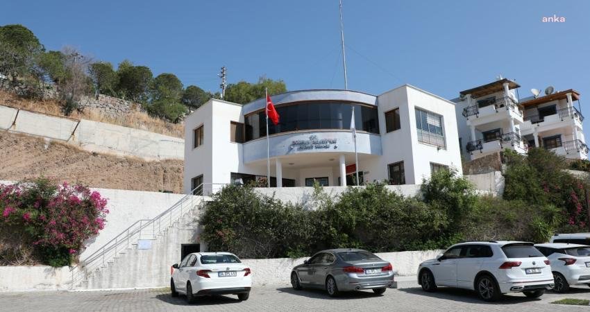 Bodrum Belediyesi'nin Akyarlar Mahallesi’ndeki ek hizmet binasında Mali Hizmetler Müdürlüğü’ne
