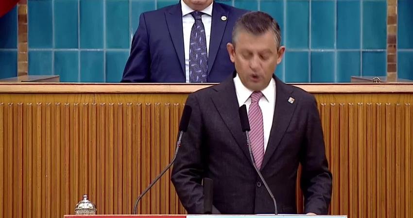 CHP Genel Başkanı Özgür Özel,  İliç faciasından sonra maden