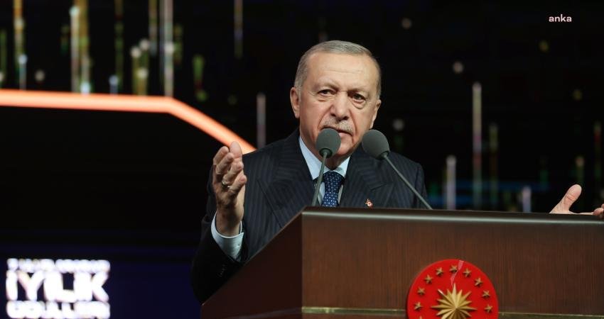 Cumhurbaşkanı Recep Tayyip Erdoğan, Uluslararası İyilik Ödülleri Töreni'nde; "Üç AB ülkesinin
