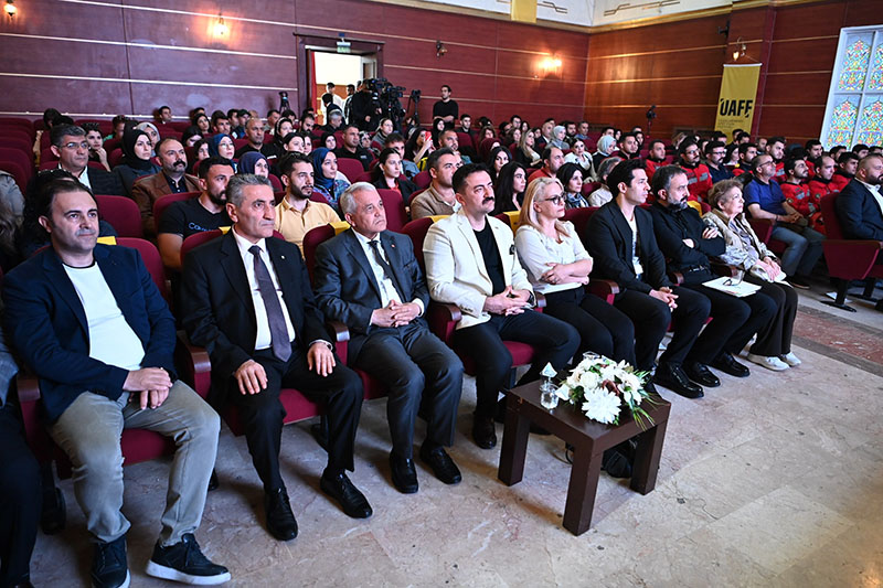 1-uluslararasi-afet-film-festivalinin-ilk-oturumu-mamakta-yapildi