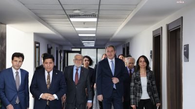 DEM Parti Eş Genel Başkanları Tülay Hatimoğulları ve Tuncer Bakırhan,