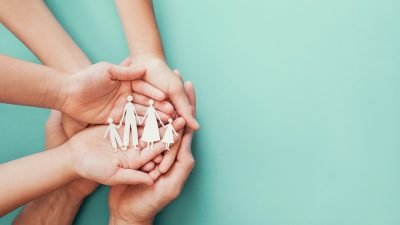 Ebeveynlik, insan yaşamının en önemli ve en karmaşık rollerinden biri.