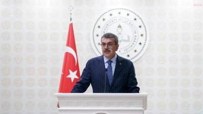  Eğitim sendikaları, Milli Eğitim Bakanı (MEB) Yusuf Tekin'in 20 bin