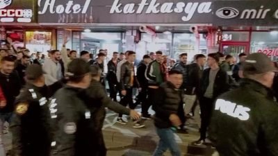Trendyol Süper Lig’de yılın derbi maçında Fenerbahçe’nin lider Galatasaray’ı kendi