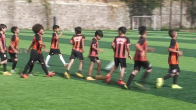 Güzeltepe Spor Kulübü; yüzlerce öğrenciyi, Beden Eğitimi ve Spor Meslek