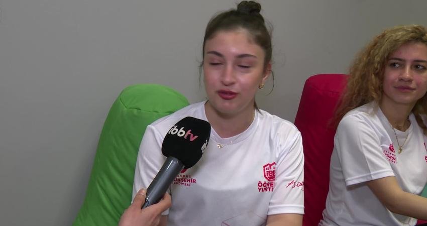 İstanbul Büyükşehir Belediyesi’nin (İBB) yükseköğrenim yurtlarında kalan öğrenciler spor şöleninde