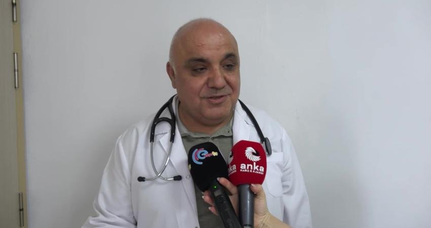 İç Hastalıkları Uzmanı Dr. Durmuş Özkul Kemik Erimesine Karşı Uyardı: Yeterli Süt ve Süt Ürünü Alınmalı. Düzenli Egzersiz Yapılmalı İç Hastalıkları Uzmanı Doktor Durmuş Özkul, kemik erimesine karşı uyarılarda