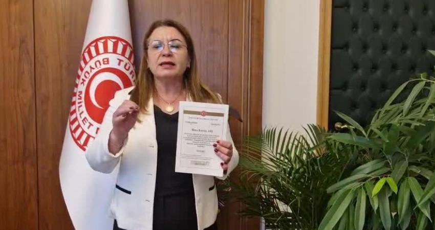 Karaca, hayvan haklarına ilişkin yapılacak düzenleme için TBMM Komisyon Raporu’nu örnek gösterdi: “Bu önerileri bir an önce hayata geçirin” TBMM Başkanvekili Gülizar Biçer Karaca, Cumhurbaşkanı ve AKP Genel Başkanı