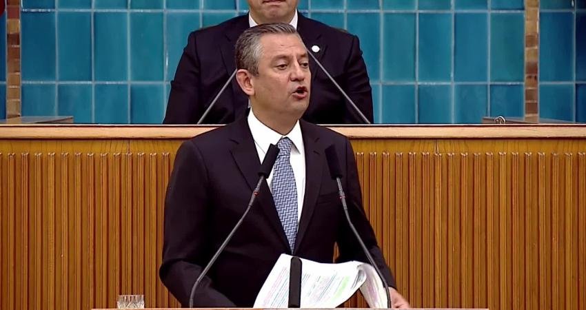 CHP Genel Başkanı Özgür Özel, Türkiye'nin nüfusunun her yıl ortalama