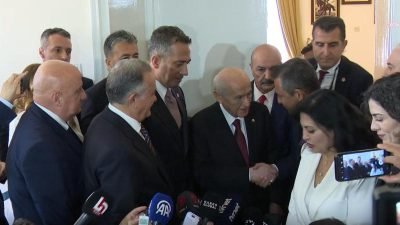 CHP Genel Başkanı Özgür Özel, MHP Genel Başkanı Devlet Bahçeli’yi