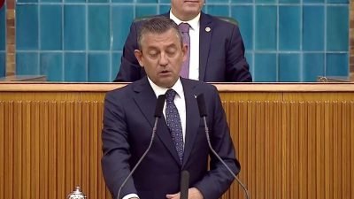 CHP Genel Başkanı Özgür Özel, MHP Genel Başkanı Devlet Bahçeli ile
