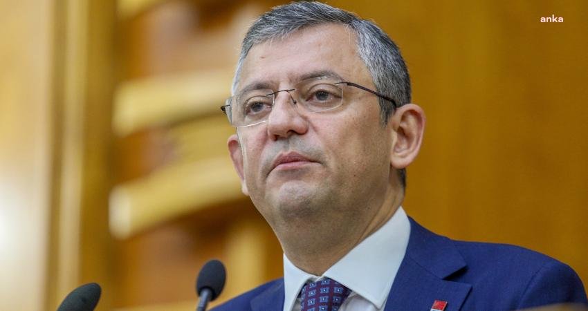 CHP Genel Başkanı Özgür Özel, MHP Genel Başkanı Devlet Bahçeliyi