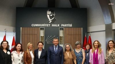 CHP Genel Başkanı Özgür Özel, CHP Kadın Kolları Genel Başkanı