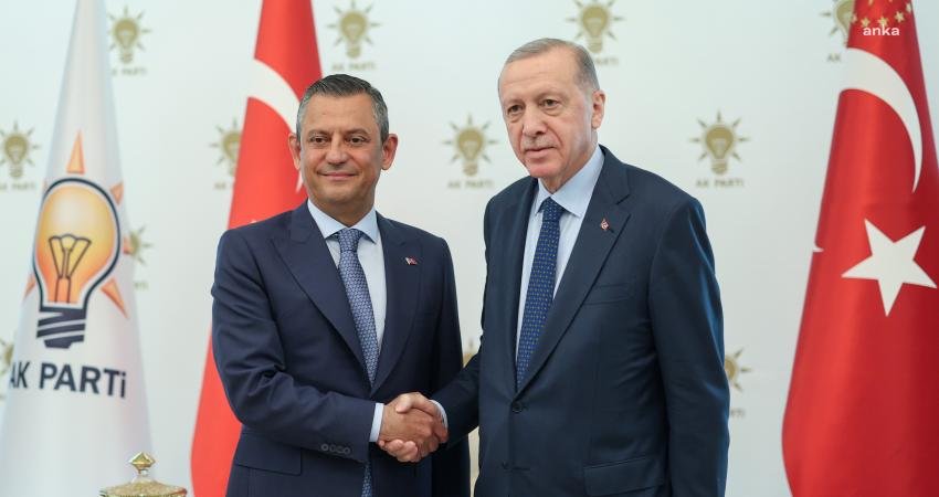 Cumhurbaşkanı ve AKP Genel Başkanı Recep Tayyip Erdoğan ile CHP
