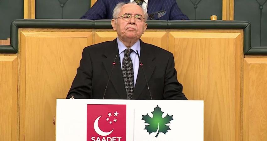 Gelecek Partisi Genel Başkanı Ahmet Davutoğlu, İsrail'in Filistin'e yaptığı saldırılarla