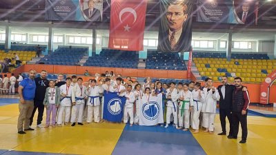 Altındağlı judocular madalya yarışında rakiplerine göz açtırmıyor. Altındağ Belediyesi Spor