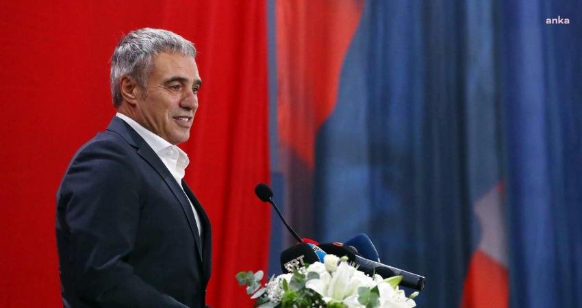 Eskişehir Büyükşehir Belediyesi’nin ev sahipliğinde Haller Gençlik Merkezi Frigya Salonu’nda