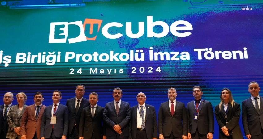Teknopark İstanbul’da “Uluslararası Eğitimde Yapay Zeka Uygulamaları Forumu” düzenlendi Milli Eğitim Bakanlığı ve Teknopark İstanbul'un kuluçka merkezi Cube Incubation,