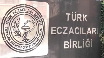 Türk Eczacıları Birliği Başkanı Arman Üney, 14 Mayıs Eczacılık Günü