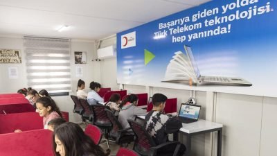 Türk Telekom ve Kızılay arasında gerçekleştirilen iş birliğiyle, deprem bölgesindeki