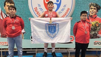 Pursaklar Belediye Spor Kulübü sporcularından Hüseyin Bora Özdemir, Minikler U15